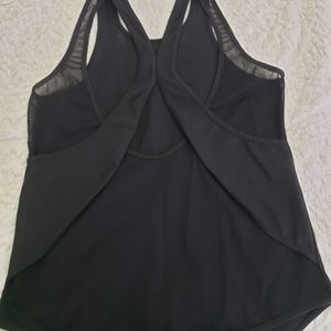 SHEIN Unique, cross-back black workout tank top with mesh